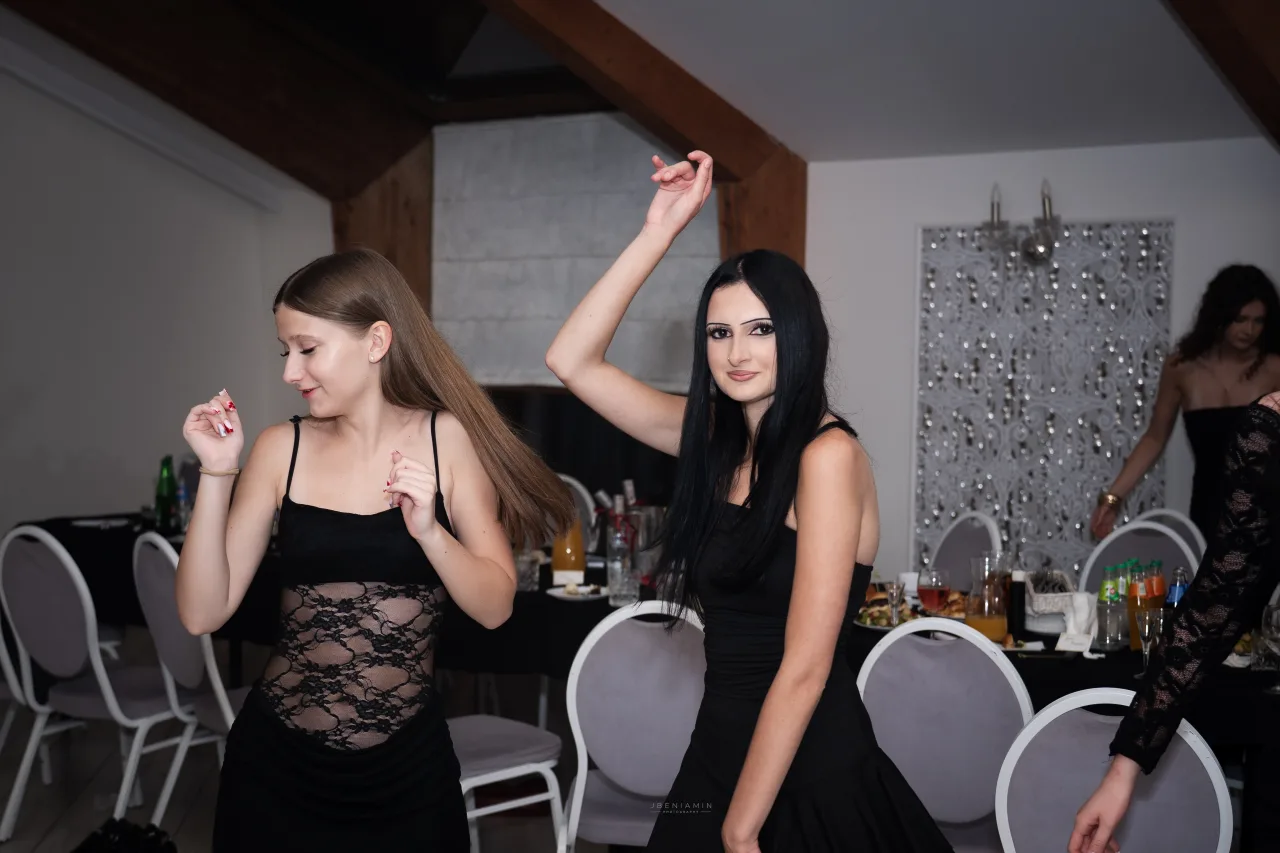 18 Małgorzata Tobiczyk 52